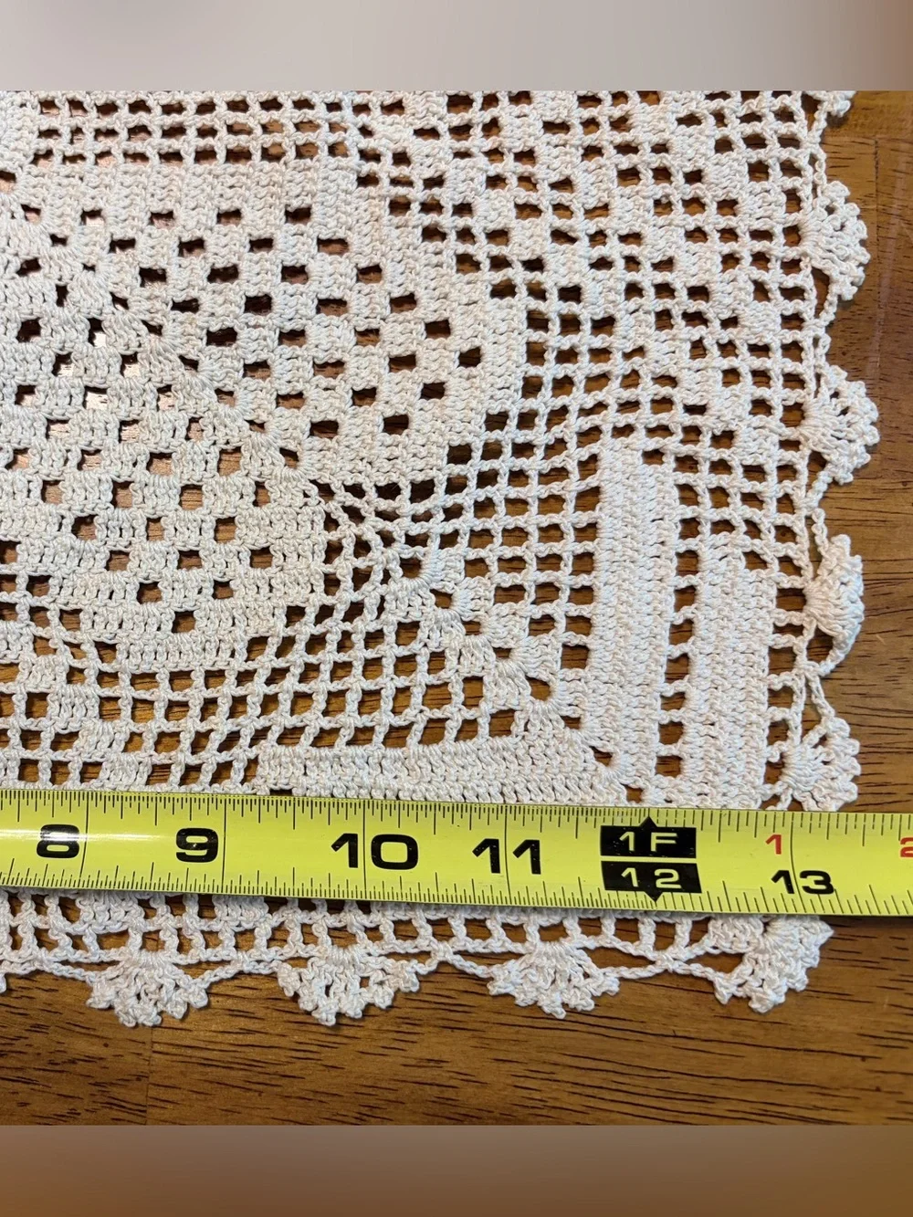 Vintage square filet crochet handmade doily.Cream cotton,13 inch X 13 inch